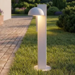 Lucande LED-Wegeleuchte Velira, hellgrau, 77cm, 1-flg., IP44
