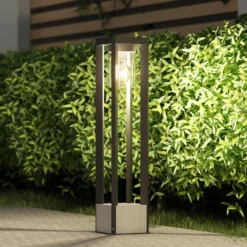 Lucande Wegeleuchte Kalisa, E27, IP44, 70 cm, grau, Metall