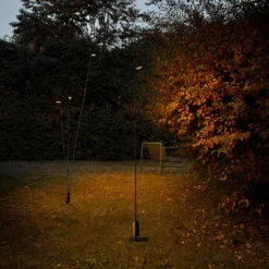 Luceplan LED-Wegelampe Flia, 3-flammig, schwarz, Kunststoff