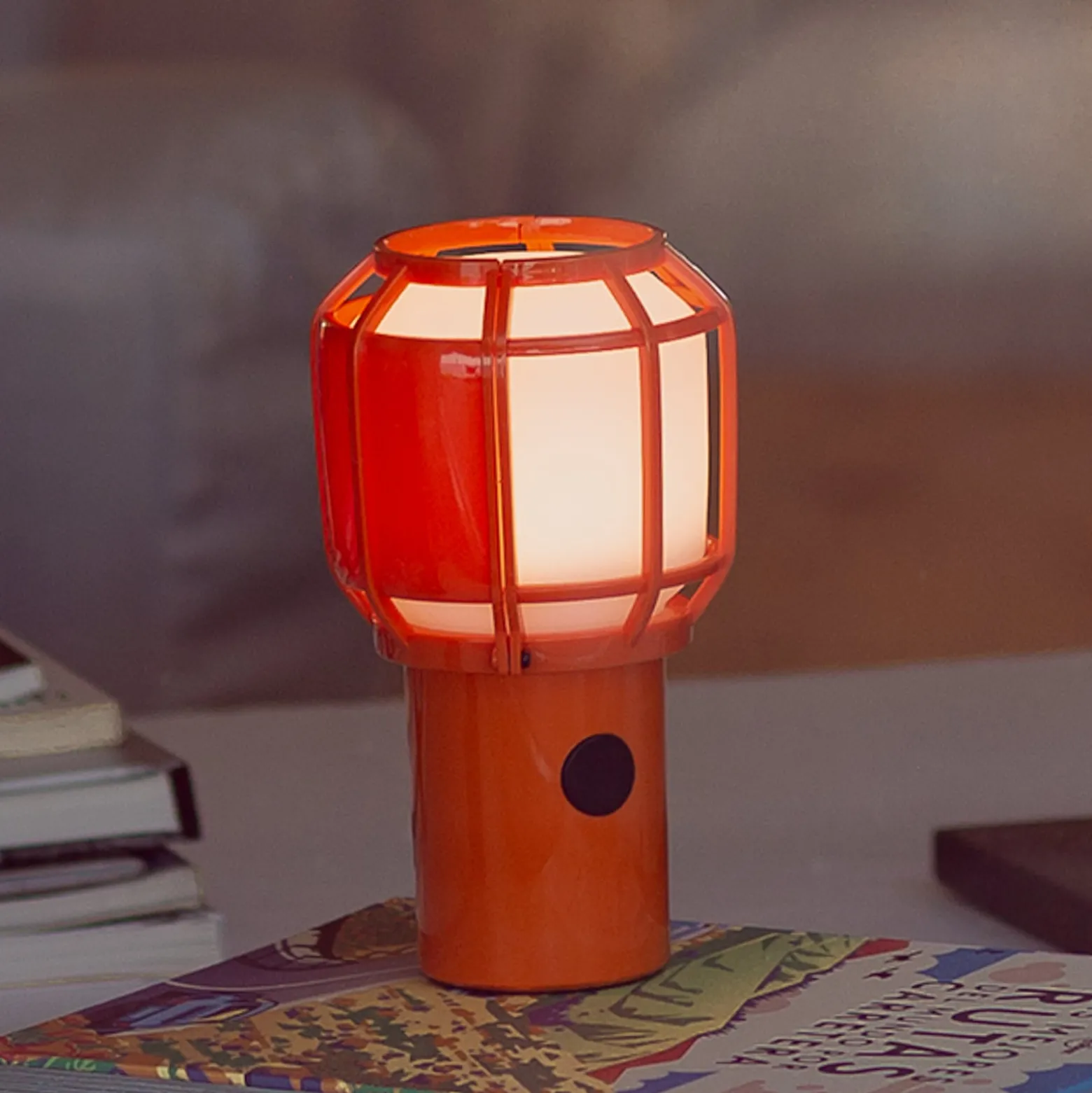 MARSET Chispa LED-Akku-Terrassenlampe IP44 orange
