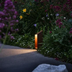 MARSET LED-Sockellampe Domus Höhe 26 cm, rostbraun Aluminium