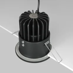 Maytoni Zoom LED-Einbauleuchte 930 IP65 rund Triac, schwarz