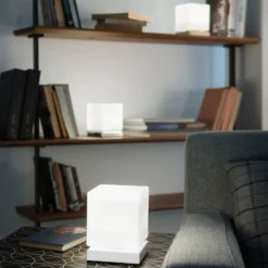 Mit Touchdimmer - LED-Tischleuchte Brenta gold