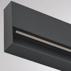 Molto Luce LED-Außenwandlampe Cado, Breite 25 cm, schwarz