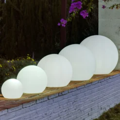 Newgarden Buly Bodenleuchte Kugel, Ø 50 cm