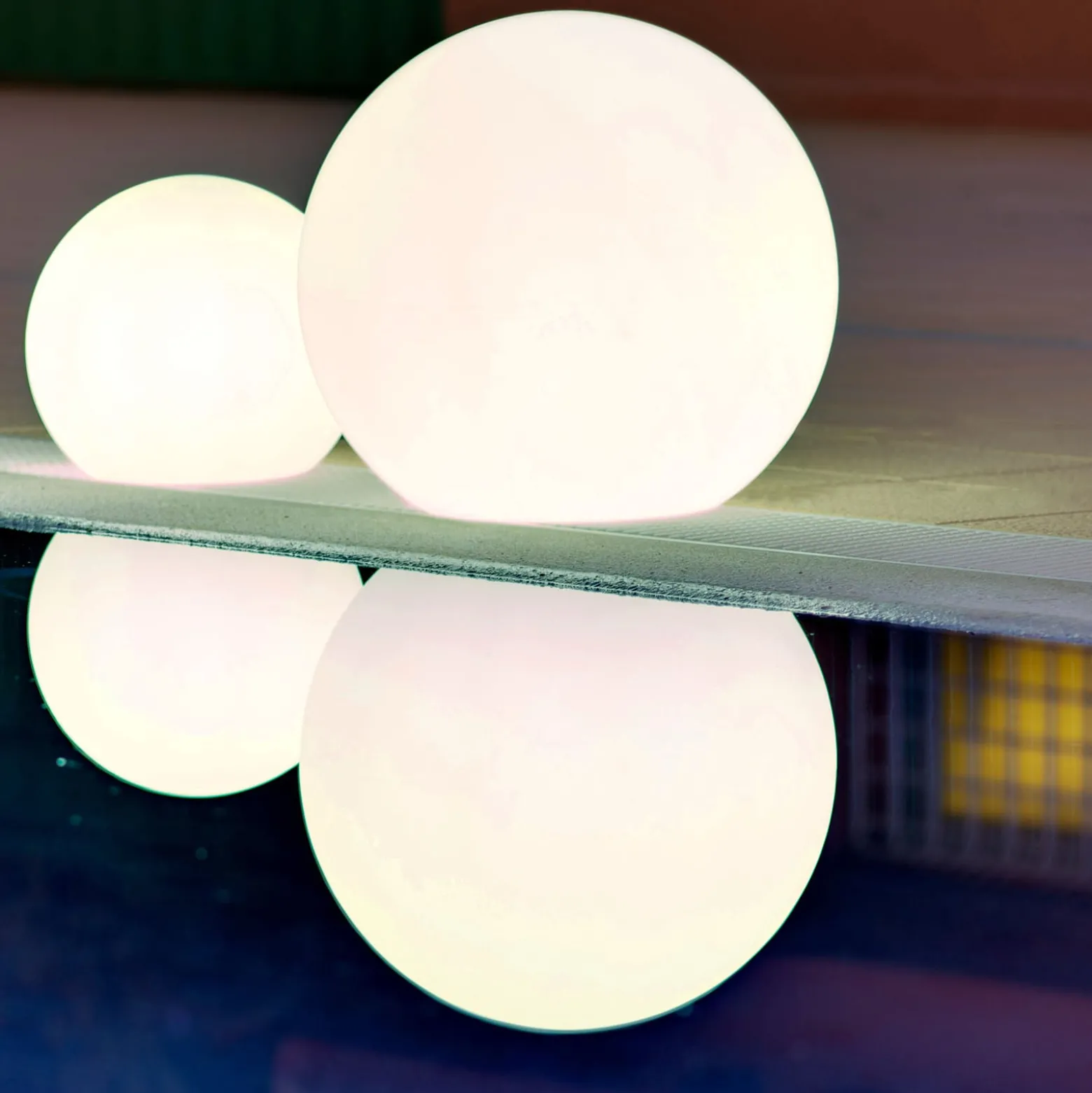 Newgarden Buly LED-Solarleuchte Kugel IP65, Ø 60cm