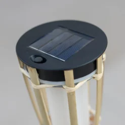 Newgarden Hiama LED-Solar-Gartenfackel aus Bambus