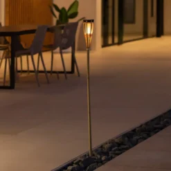Newgarden Hiama LED-Solar-Gartenfackel aus Bambus