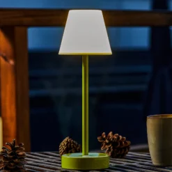 Newgarden Lola Slim LED-Tischlampe Akku, lime