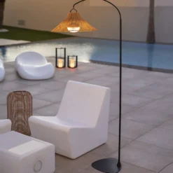 Newgarden Niza LED-Stehleuchte, innen/außen, 168cm
