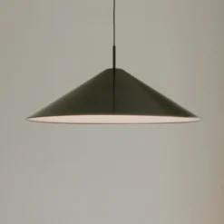 New Works LED-Hängelampe Brolly, Ø 70 cm, schwarz, Aluminium