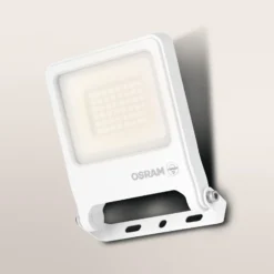 OSRAM LED-Außenstrahler ENDURA FLOOD, weiß 30 W 3.000 K IP65