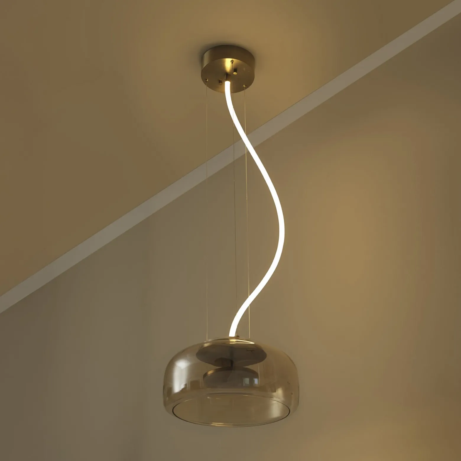 OSRAM LED-Hängelampe DECOR GLOW, amber/gold, Ø 38 cm up/down