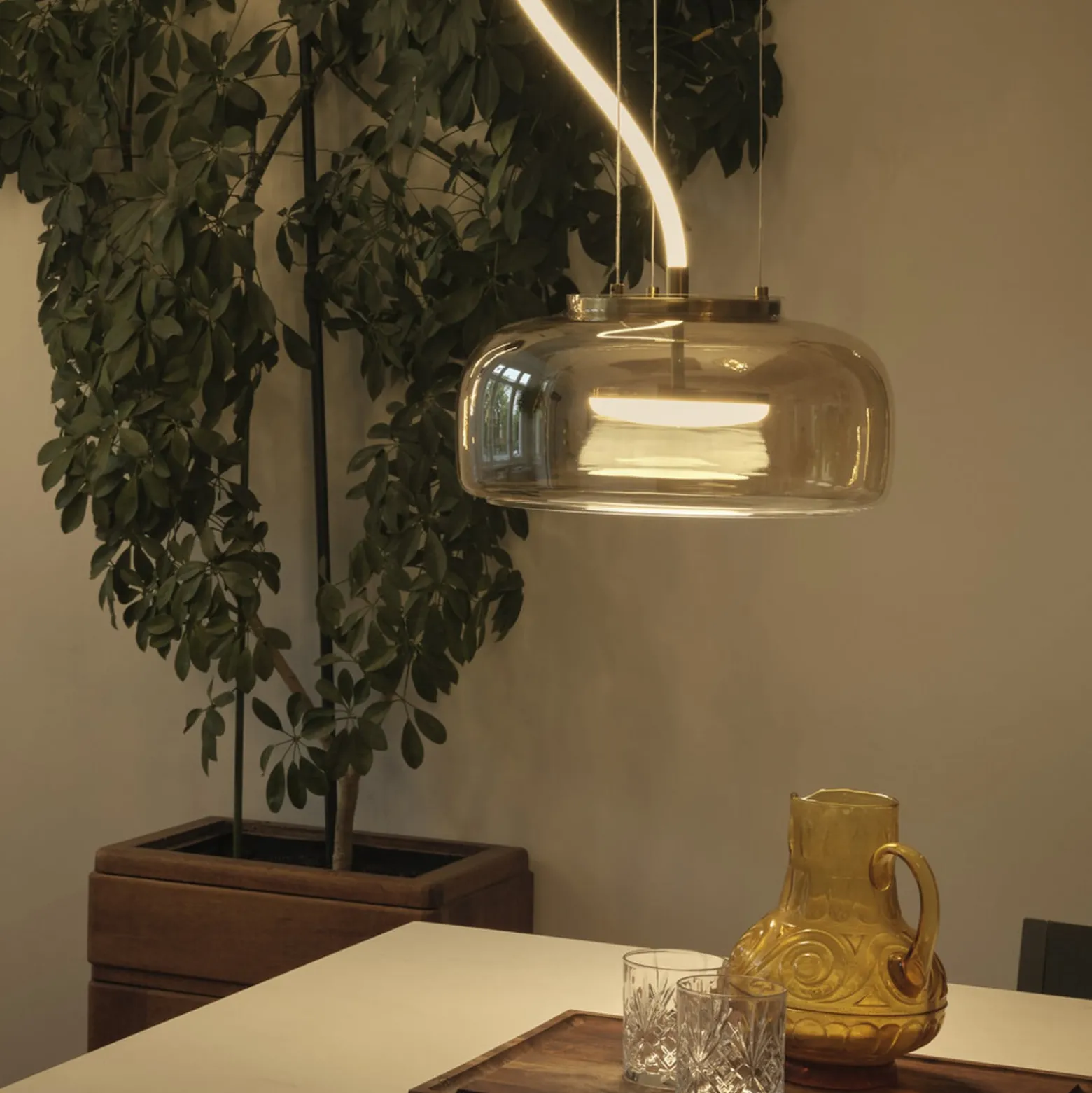 OSRAM LED-Hängelampe DECOR GLOW, amber/gold, Ø 38 cm up/down