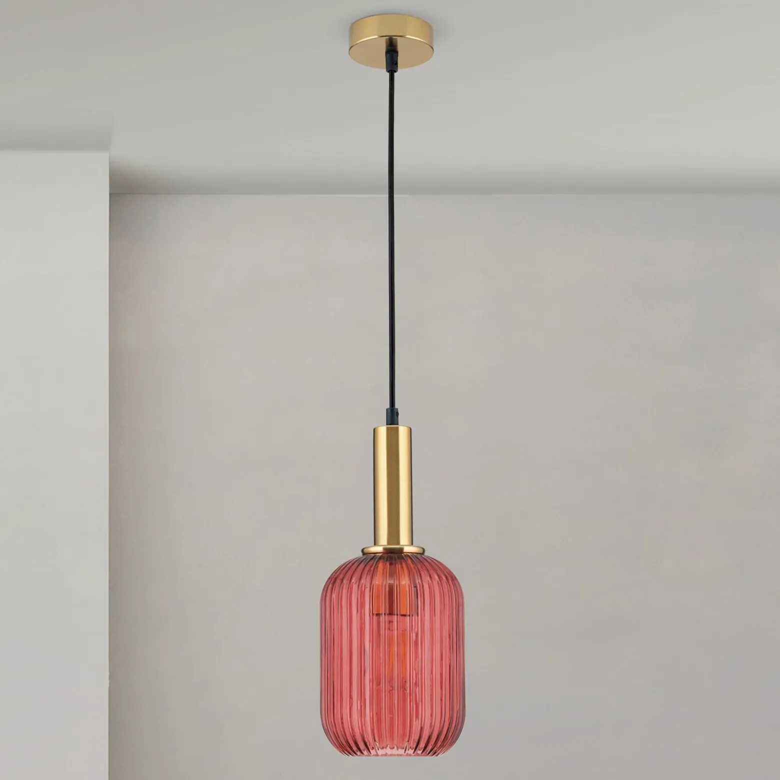 Pendelleuchte Carneval, altmessing/rot, Ø 14 cm, Glas