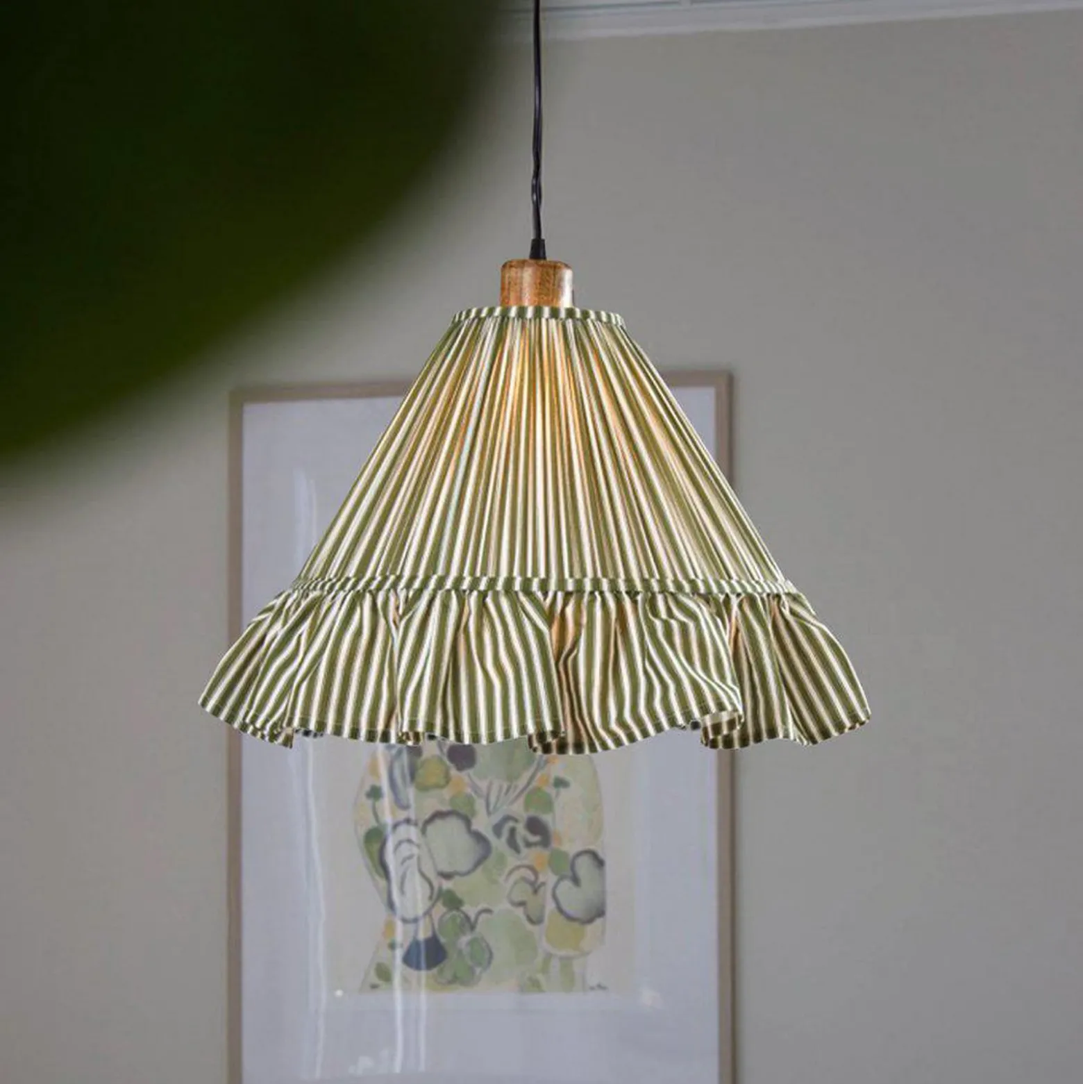 PR Home Hängelampe Estrid, moosgrün, Stoff, Ø 40 cm, E27