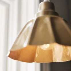 PR Home Hängeleuchte Ester, gelb, Ø 17 cm, Eisen, Stecker