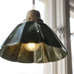 PR Home Hängeleuchte Ester, grün, Ø 17 cm, Eisen, Stecker
