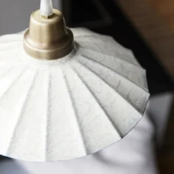 PR Home Hängeleuchte Ester, offwhite, Ø 24 cm, Eisen Stecker