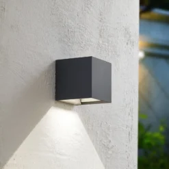 Prios LED-Solarwandlampe Lius, Höhe 15 cm, Bewegungssensor