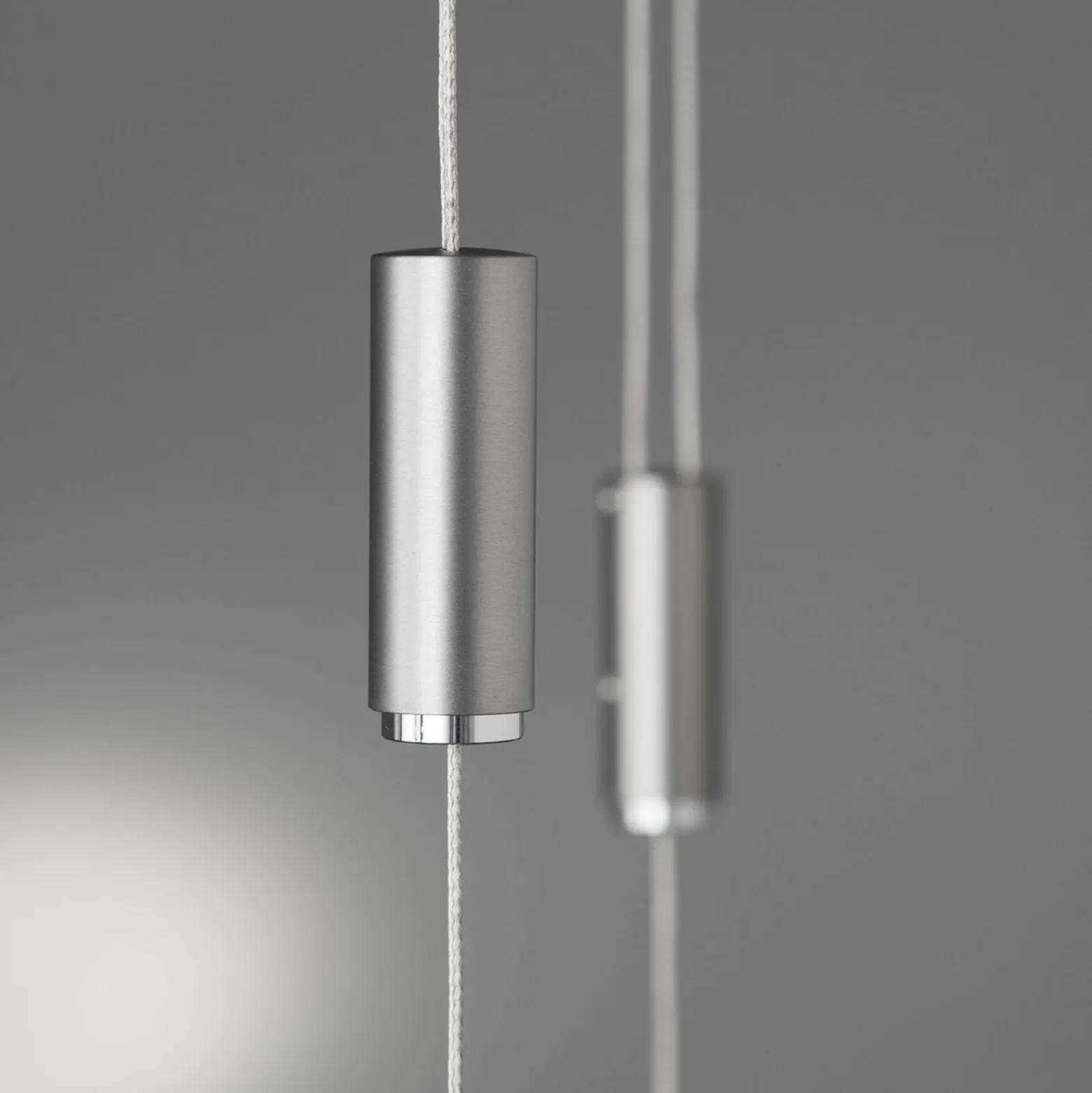 Quitani LED-Hängeleuchte Lian, gold oxidiert