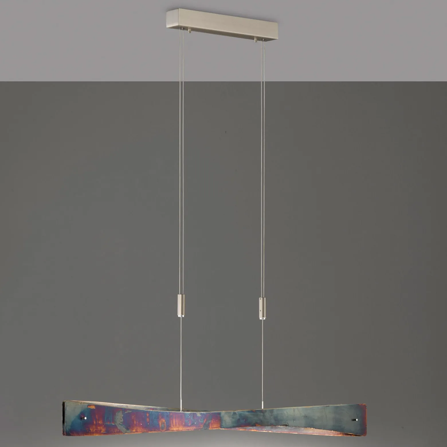 Quitani LED-Hängeleuchte Lian, gold oxidiert