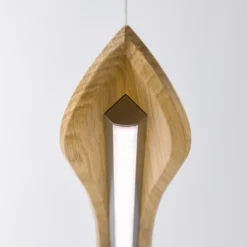 Quitani LED-Pendellampe Hiba, eiche natur, Länge 118 cm