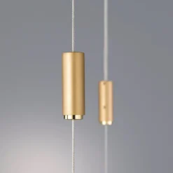 Quitani LED-Pendellampe Tolu, Länge 179 cm, messing