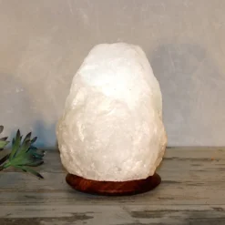 Salzkristallleuchte Rock White Line, 2-3 kg