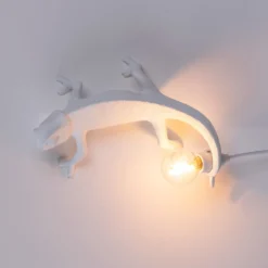 SELETTI Chameleon Lamp Going Up LED-Wandlampe, USB