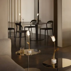 Slamp LED-Akku-Tischlampe Tulip, Fuß schwarz