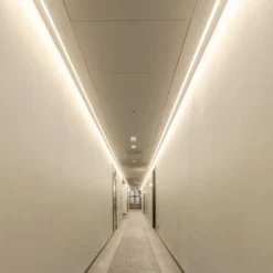 SLC LED-Strip Ultra Long iCC IP20 30m 240W 3.000K