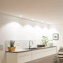 SLC MiniOne Tilt LED-Einbauleuchte weiß 2.700 K
