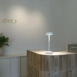 SLV LED-Akkulampe Vinolina, weiß, CCT, Alu, Höhe 32,3 cm