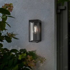Solar-Außenwandleuchte FLAIR, schwarz, 29 cm, Sensor, IP44
