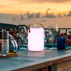 Solar-LED-Tischleuchte Orno, warmweiß und RGB