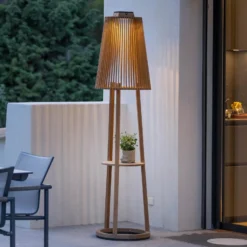 Solar-Stehleuchte Tecka mit Sensor, teak