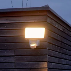 STEINEL Sensor-Außenstrahler XLED Home 2 S, weiß, IP44