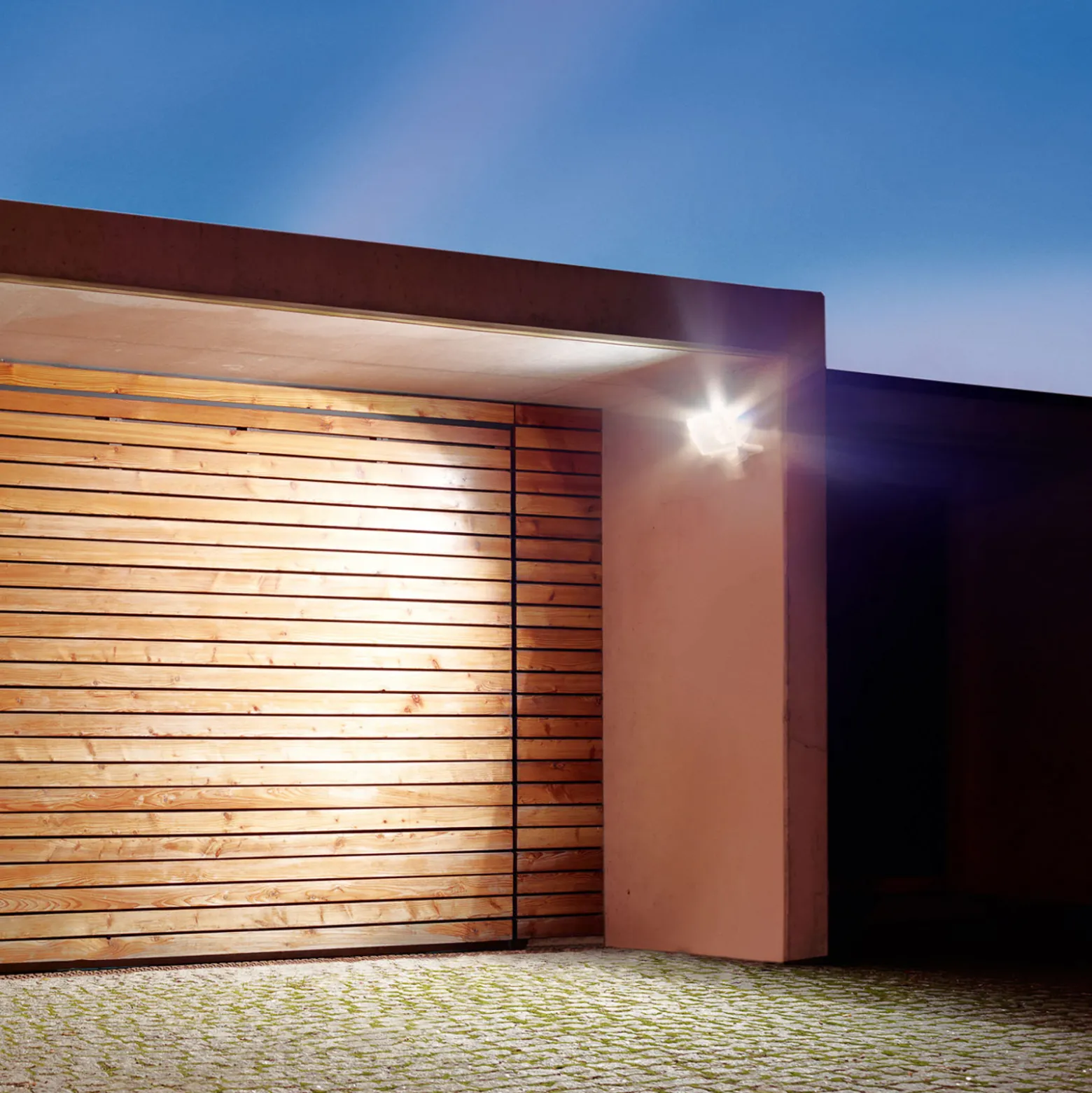 STEINEL Sensor-LED-Außenstrahler LS 300 S, schwarz, IP44