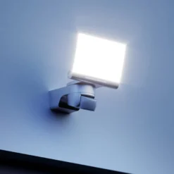 STEINEL Smart LED-Außenstrahler XLED Home 2 SC, weiß, Sensor