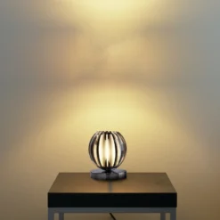 Tischlampe Claw mit Touchfunktion, Schirm rauch