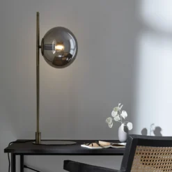 Tischleuchte Dione, messing/rauchgrau, Glas, Eisen