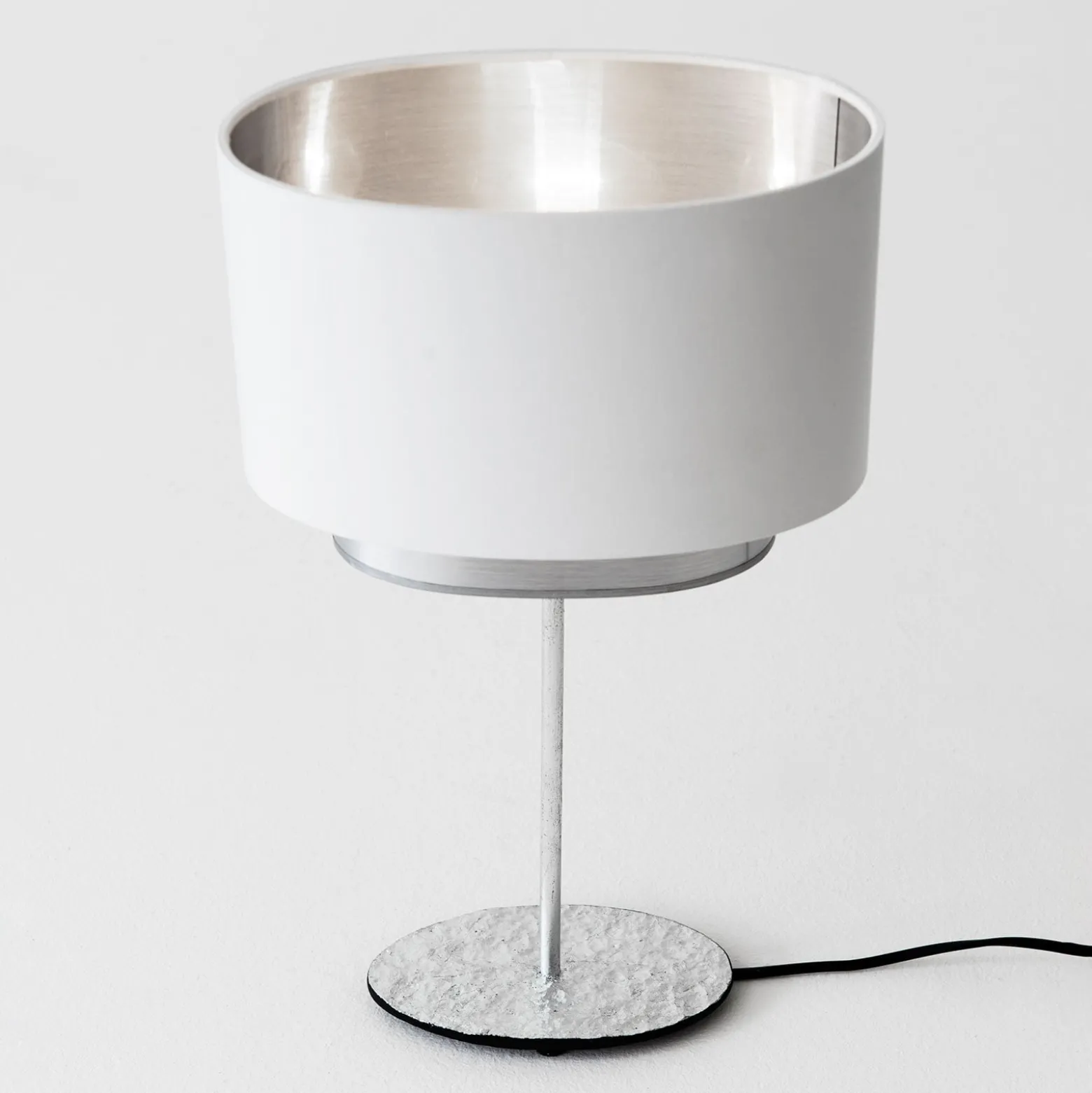 Tischleuchte Mattia, oval, doppelt, weiß/silber