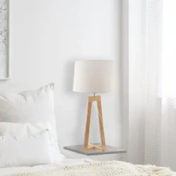 Tischleuchte Sacha LT aus Textil und Holz