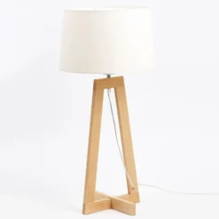 Tischleuchte Sacha LT aus Textil und Holz