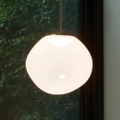 Tom Dixon LED-Hängelampe Melt, Ø 50 cm, opal/goldfarben