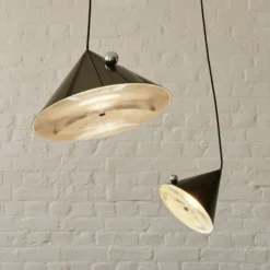 Tom Dixon LED-Hängelampe Pose, grün, Ø 43 cm, Stahl dim