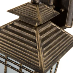 Traditionelle Außen-Wandleuchte Ilka als Laterne