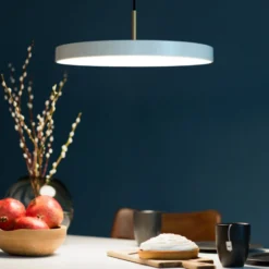 UMAGE LED-Hängelampe Asteria Mini, perlweiß/messing, Ø 31 cm
