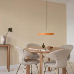 UMAGE LED-Hängeleuchte Asteria Mini, orange/messing, Ø 31 cm